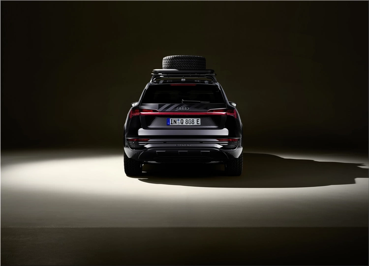 Audi Q8 e-tron Edition Dakar
