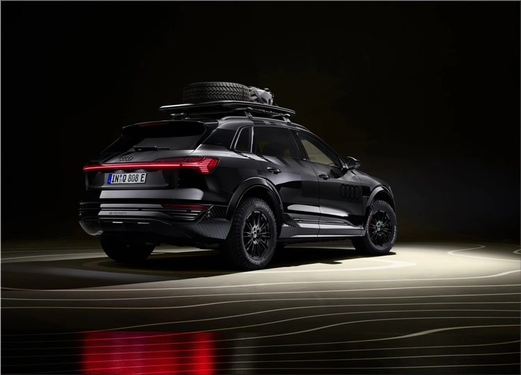 Audi Q8 e-tron Edition Dakar