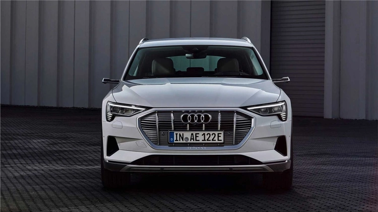 Audi e-tron 50 quattro