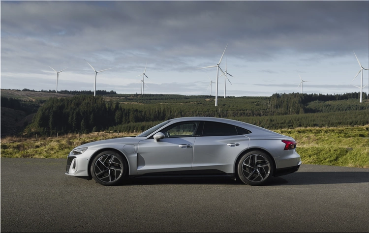 Audi e-tron GT quattro