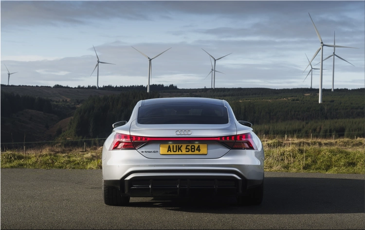Audi e-tron GT quattro