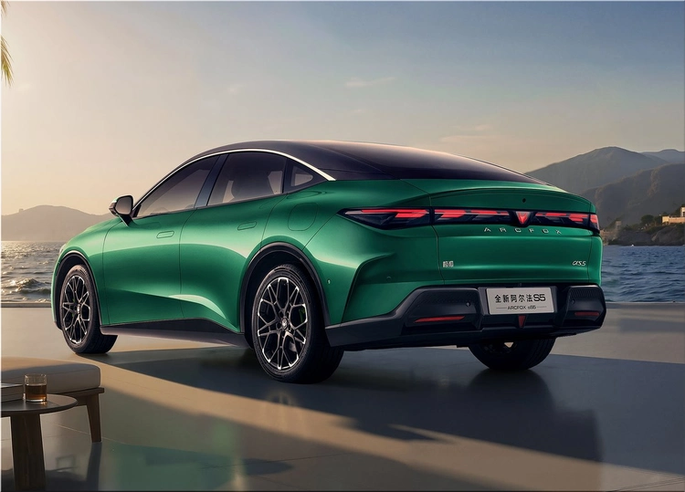 BAIC ArcFox Alpha S5