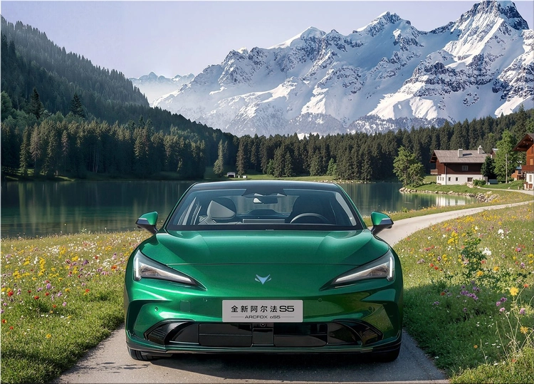BAIC ArcFox Alpha S5