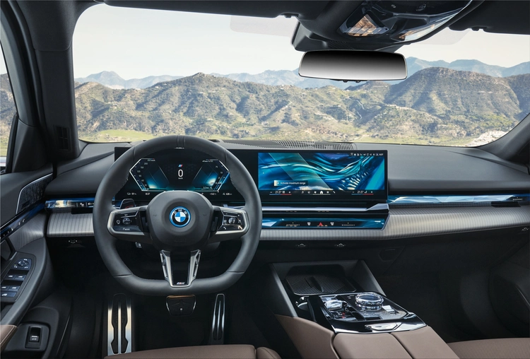 BMW i5