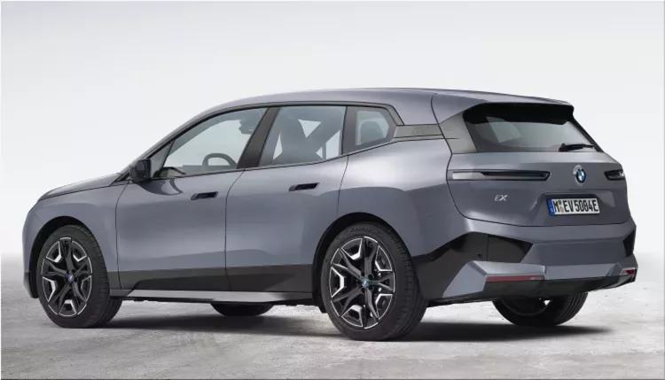 BMW iX