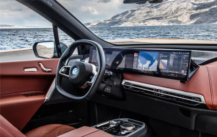 BMW iX xDrive50