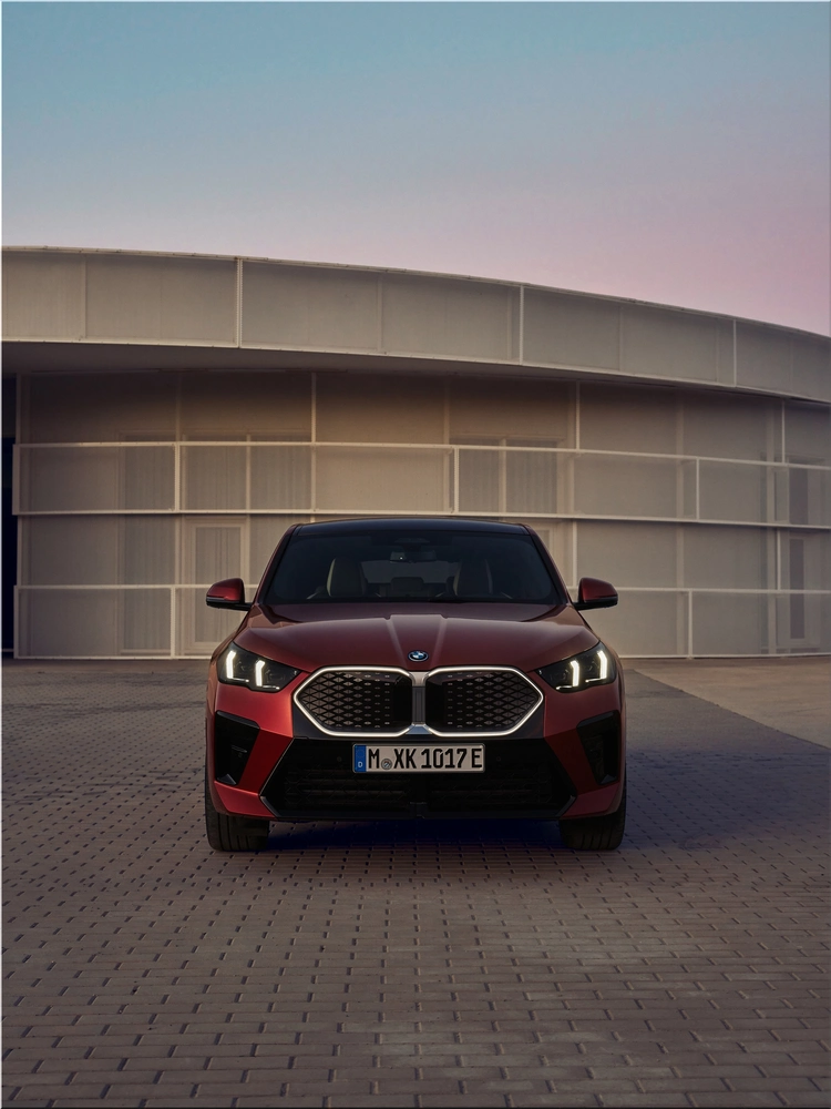 BMW iX2