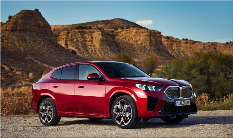 BMW iX2