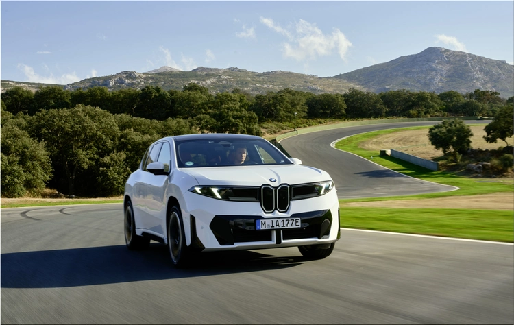 BMW iX3