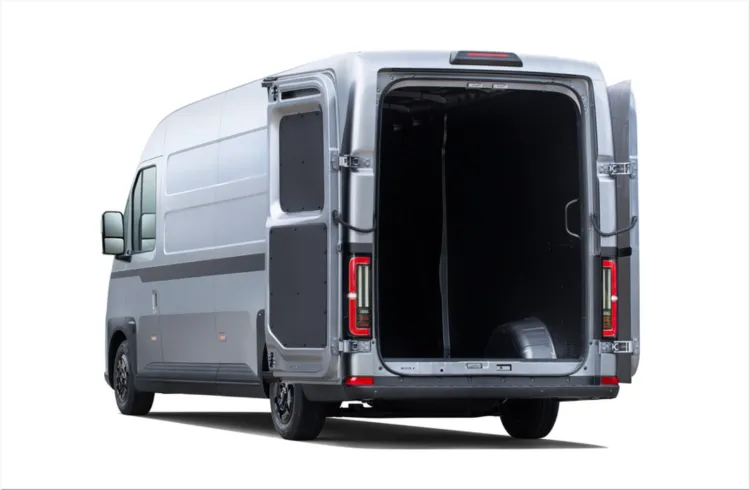 BYD E-Vali van