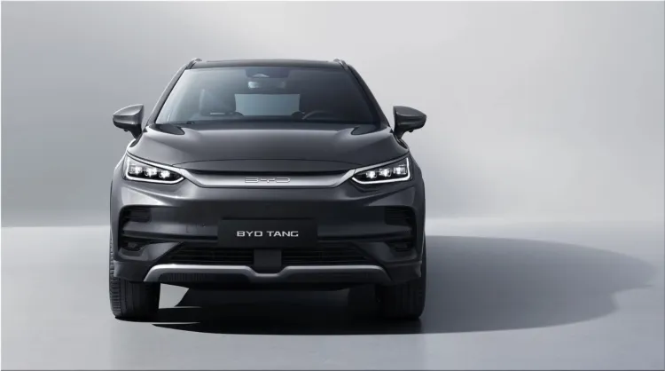 BYD Tang L