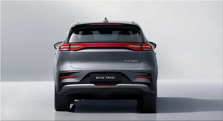 BYD Tang L