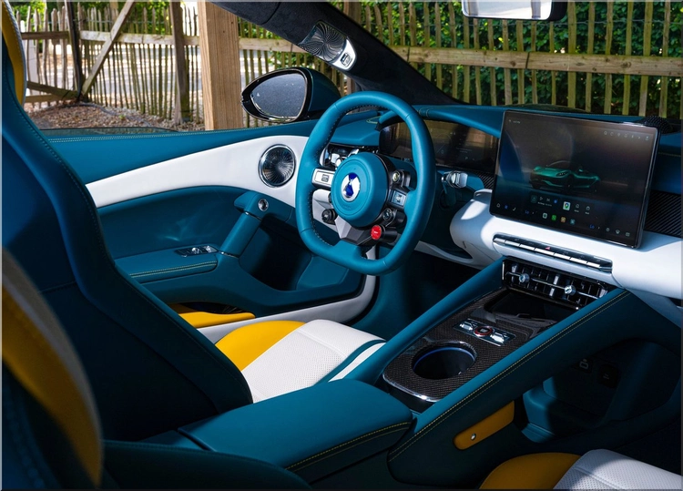 Denza Z Spider