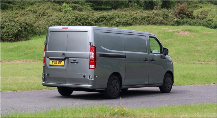Farizon V7E electric van
