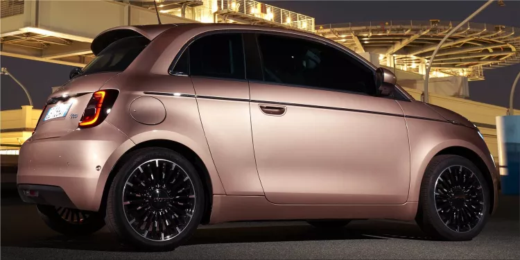 Fiat 500e 3 + 1
