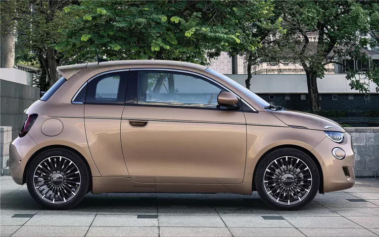 Fiat 500e 3 + 1
