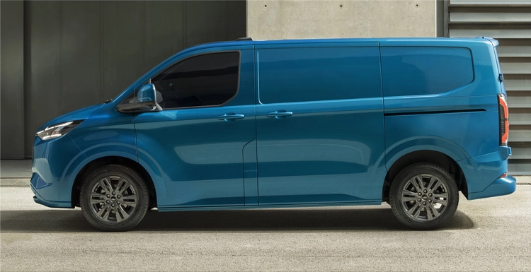 Ford E-Transit Custom electric minivan