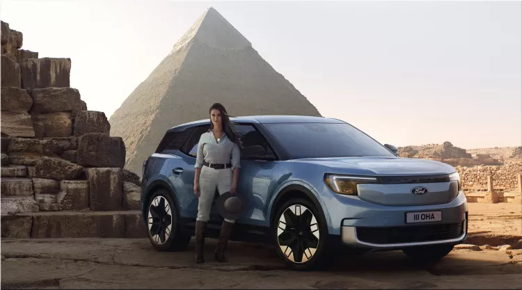 Ford Explorer Extended Range