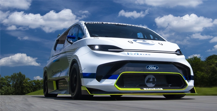 Ford Pro Electric SuperVan electric van