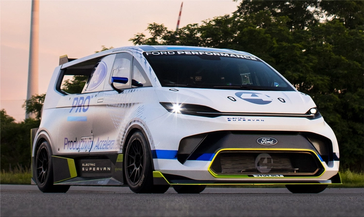 Ford Pro Electric SuperVan