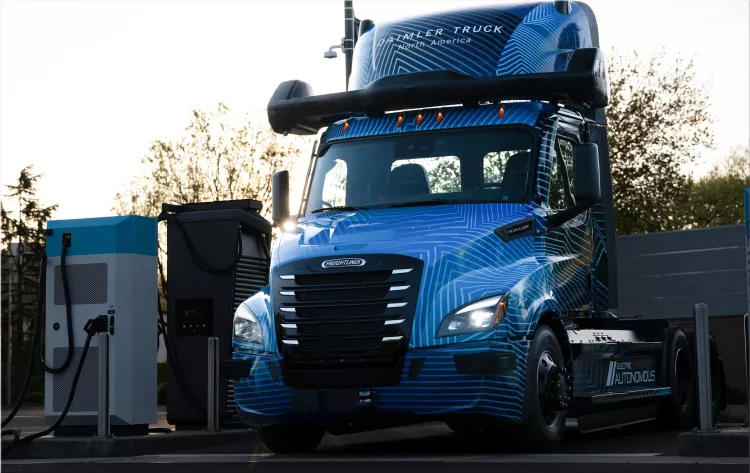 Freightliner eCascadia