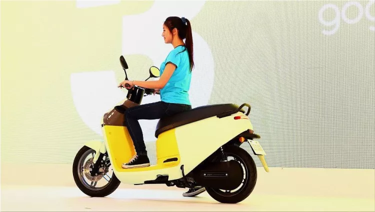 Gogoro 3 electric scooter