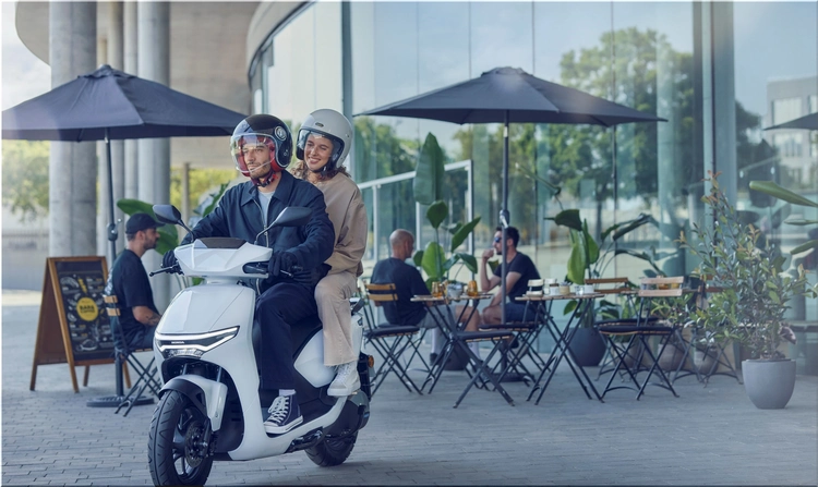 Honda CUV e Electric Scooter