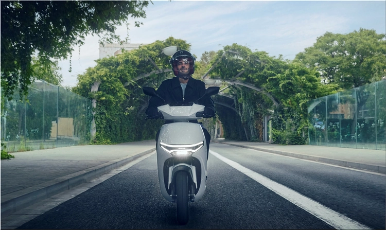 Honda CUV e Electric Scooter