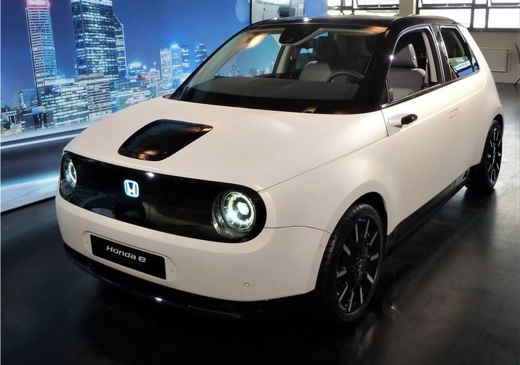 Honda e