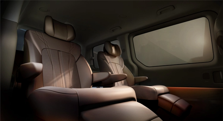 Hyundai Staria minivan
