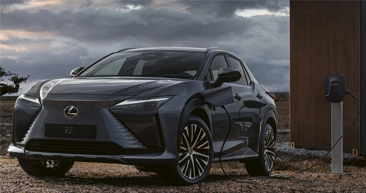 Lexus RZ 450e