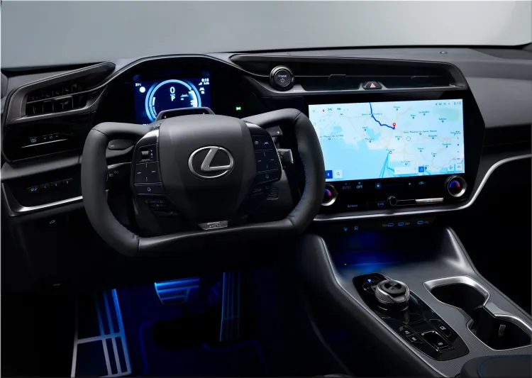 Lexus RZ 550e