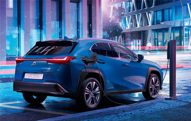 Lexus UX 300e