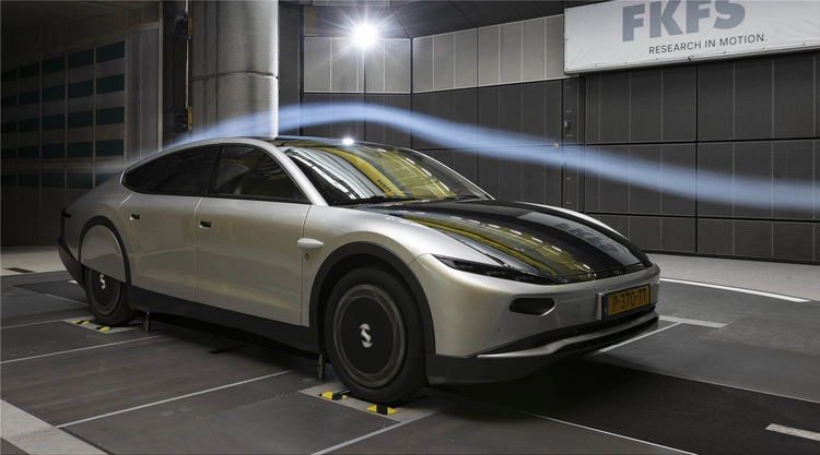 Lightyear 0 solar electric car