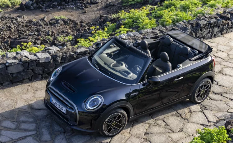 MINI Cooper SE Cabriolet