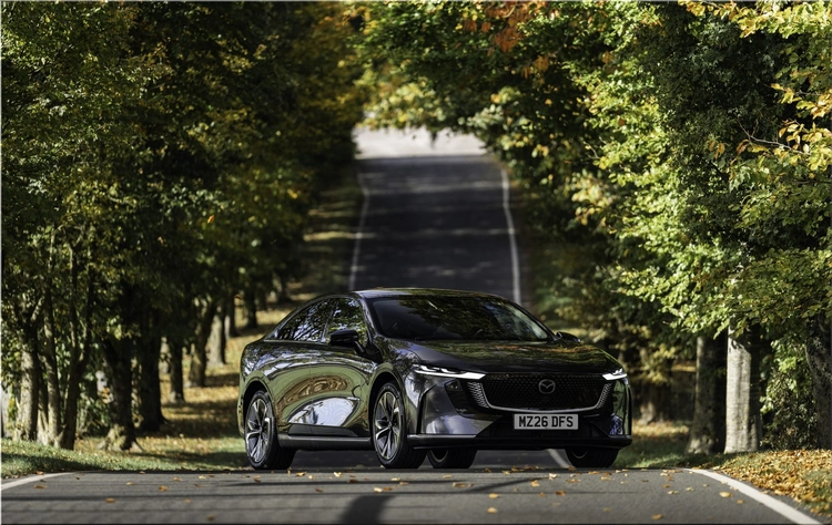 Mazda 6e 2026