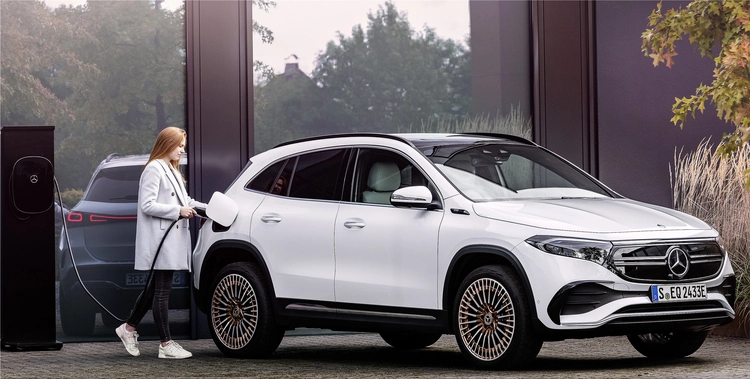 Mercedes-Benz EQA compact SUV