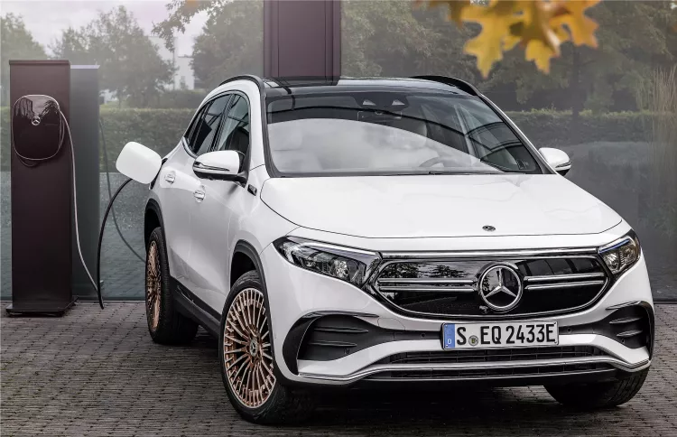 Mercedes-Benz EQA compact SUV