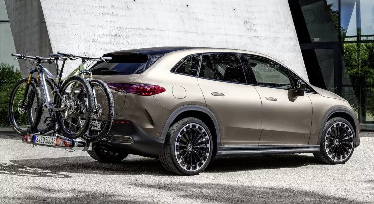 Mercedes-EQS SUV