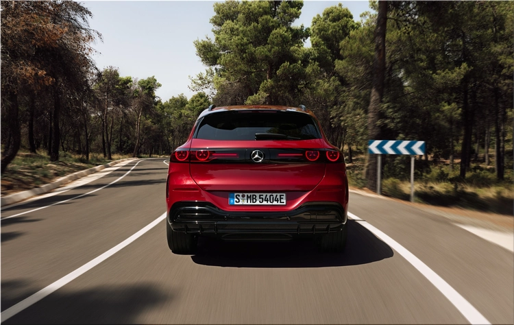 2026 Mercedes-Benz GLC 400 4MATIC