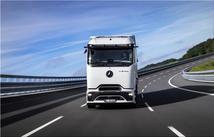 2024 Mercedes-Benz eActros