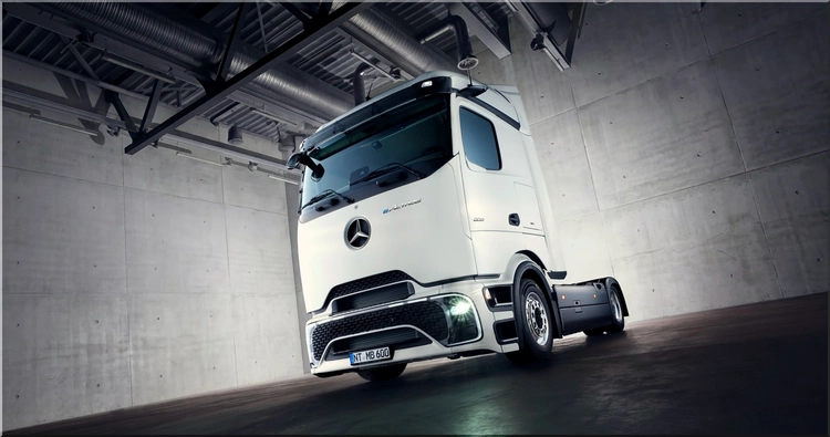 Mercedes-Benz eActros Lowliner