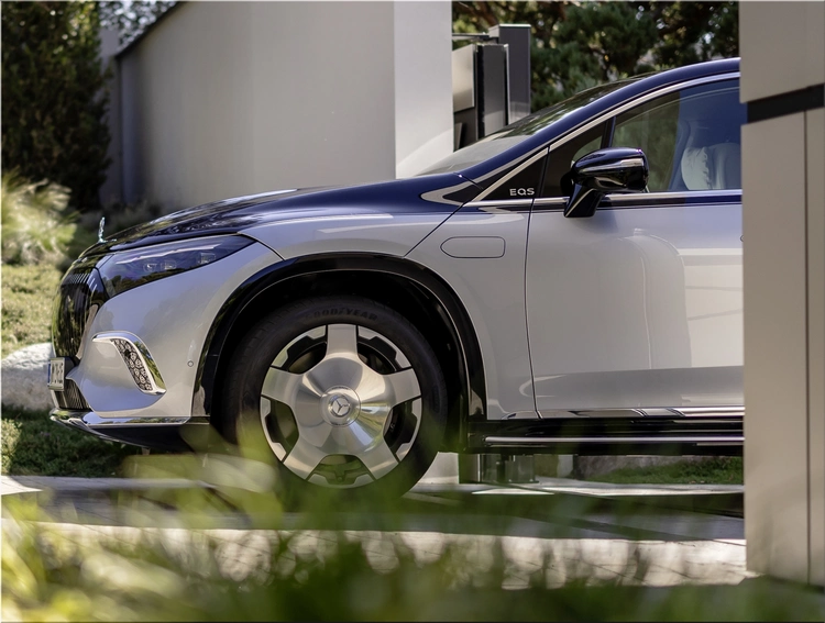 Mercedes-Maybach EQS SUV
