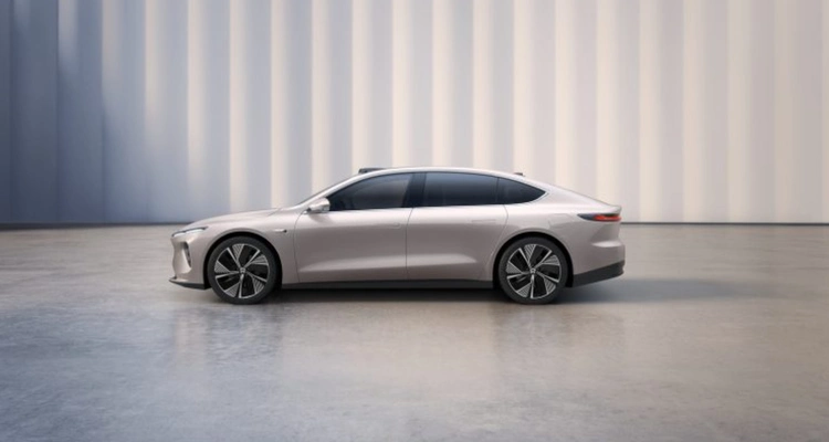 NIO ET7