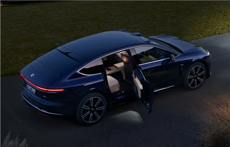 2025 NIO ET9 Electric Sedan