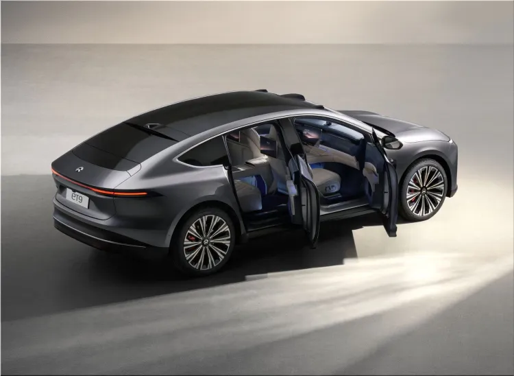 NIO ET9