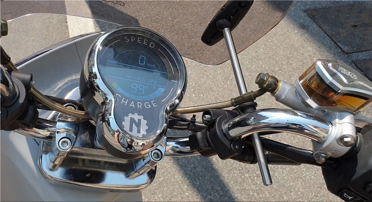 NITO NES 10 electric scooter