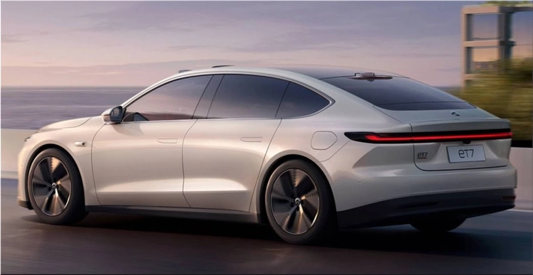 Nio ET7