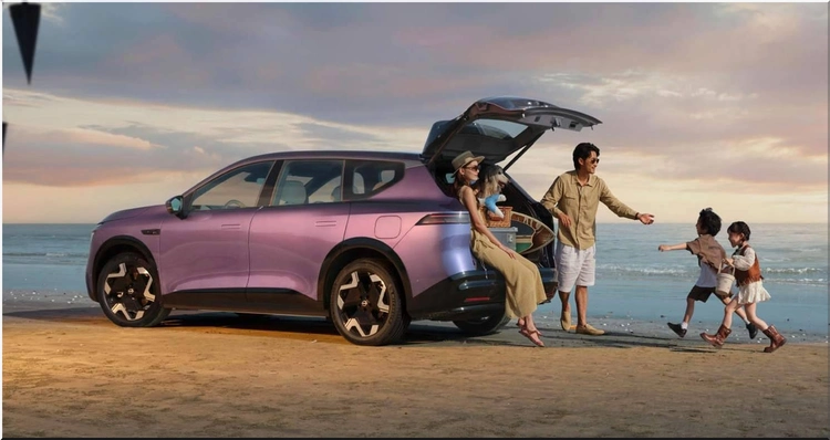 Nissan NX8