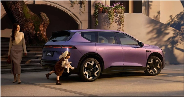 Nissan NX8